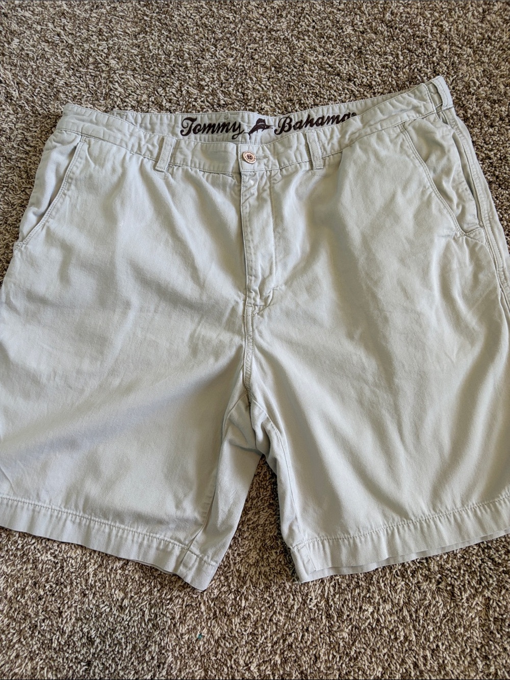 Tommy Bahama Men’s Light Beige Flat Front Shorts